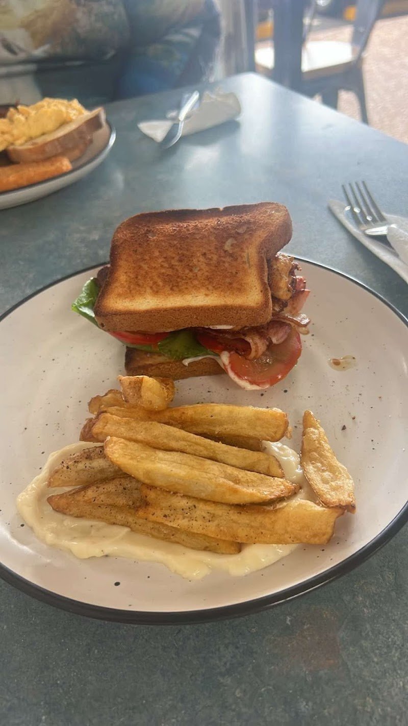 The vintage cafe photo 8