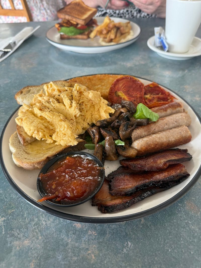 The vintage cafe photo 4