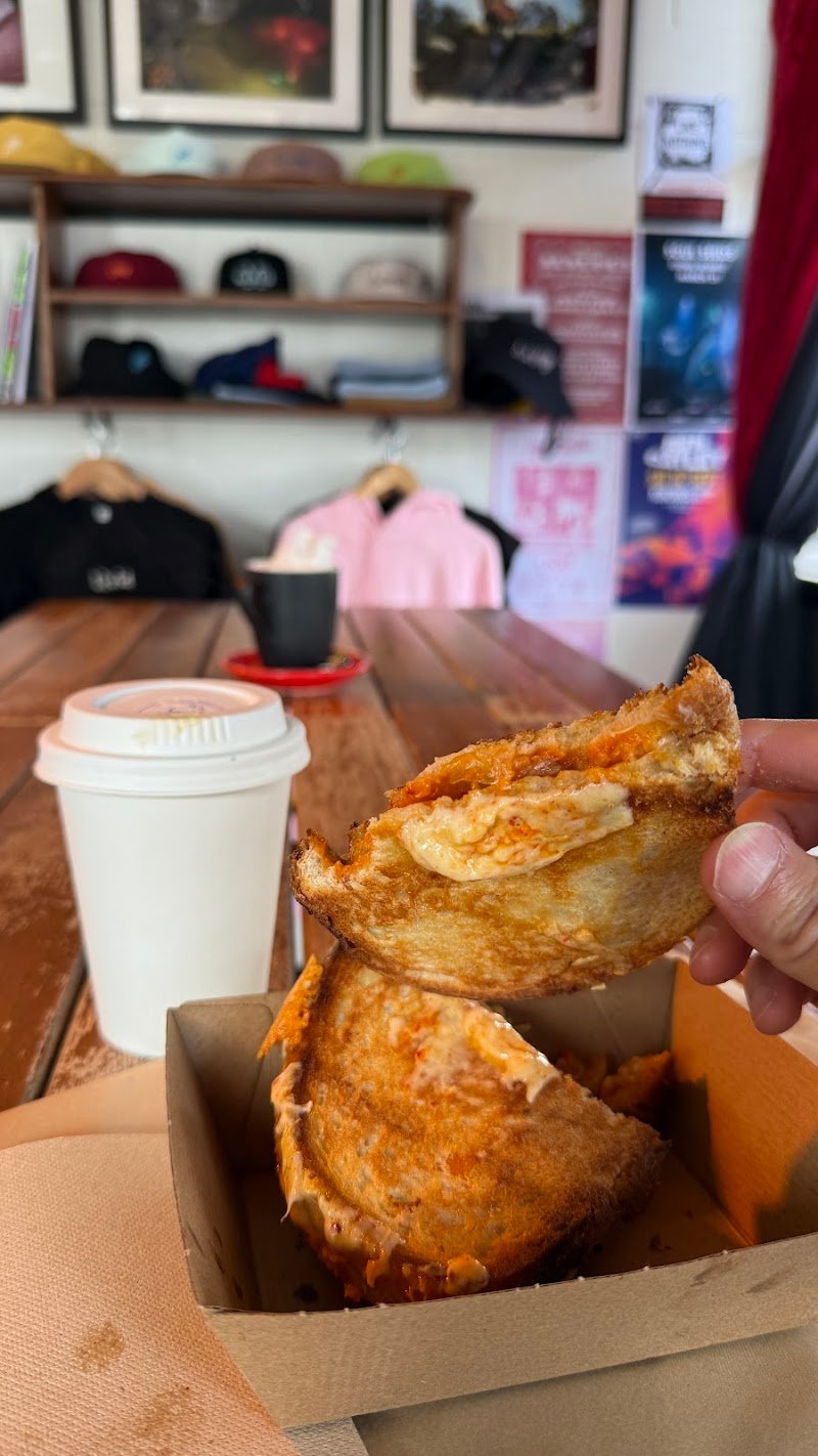 Kokomo's Livid Skate Cafe photo 4