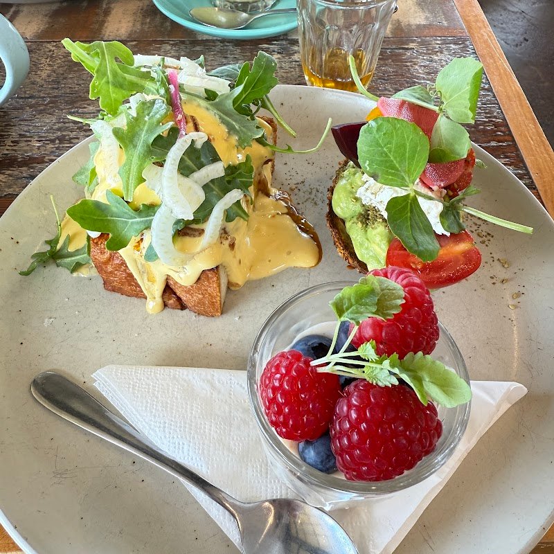 eddy and wills photo 4