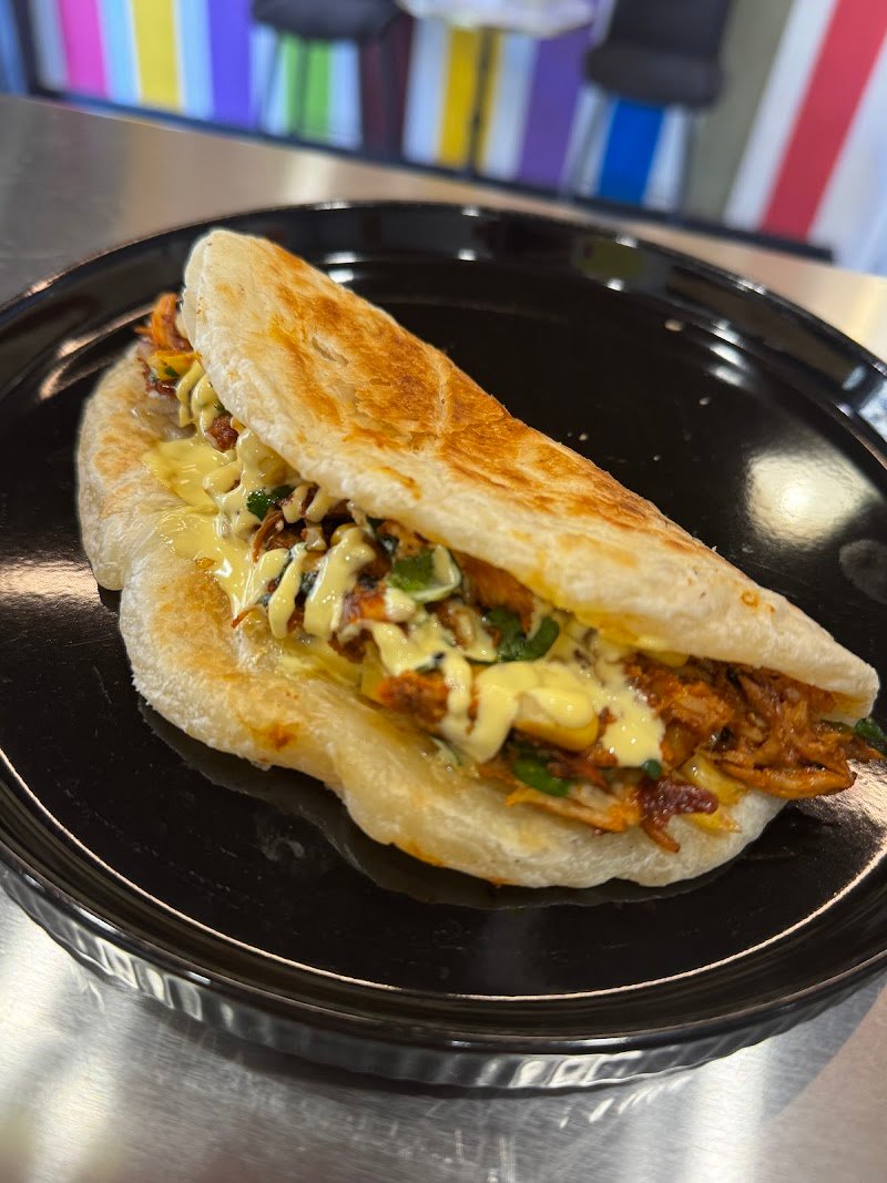 Launnie Heights photo 6