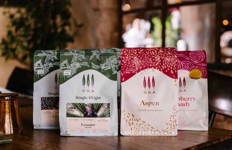 Neighbours on Market St photo 3