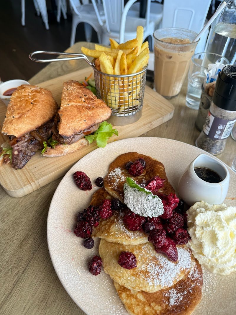 Cafe Gold Coast photo 4