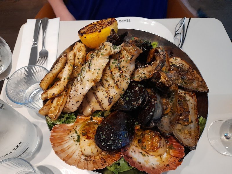 Tempo Kitchen & Bar photo 7