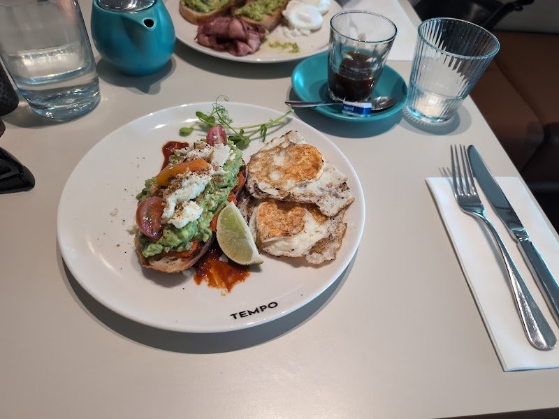 Tempo Kitchen & Bar photo 6