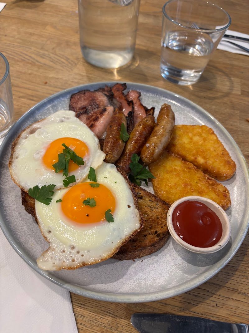 Corner & Bench photo 8