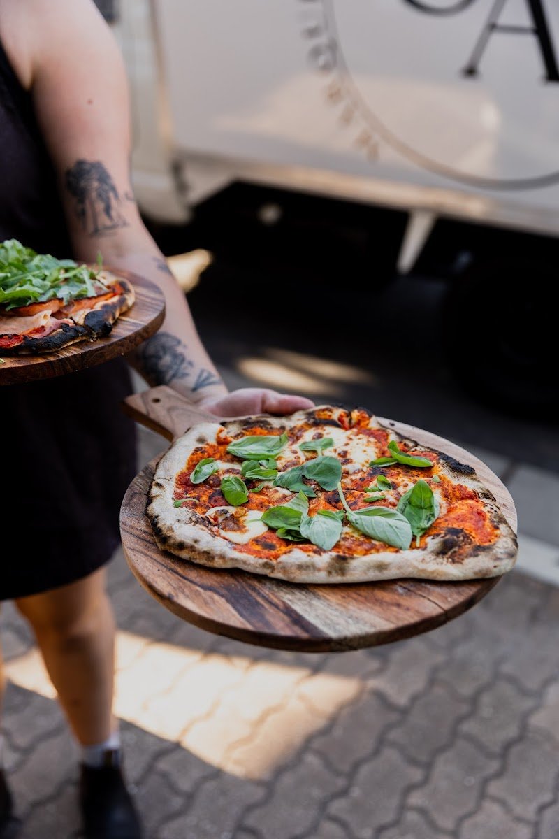 Gilbert Social photo 3