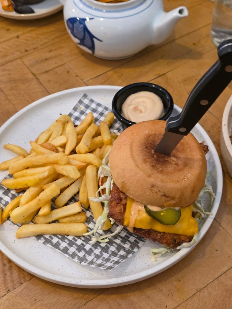 Ootong & Lincoln photo 9