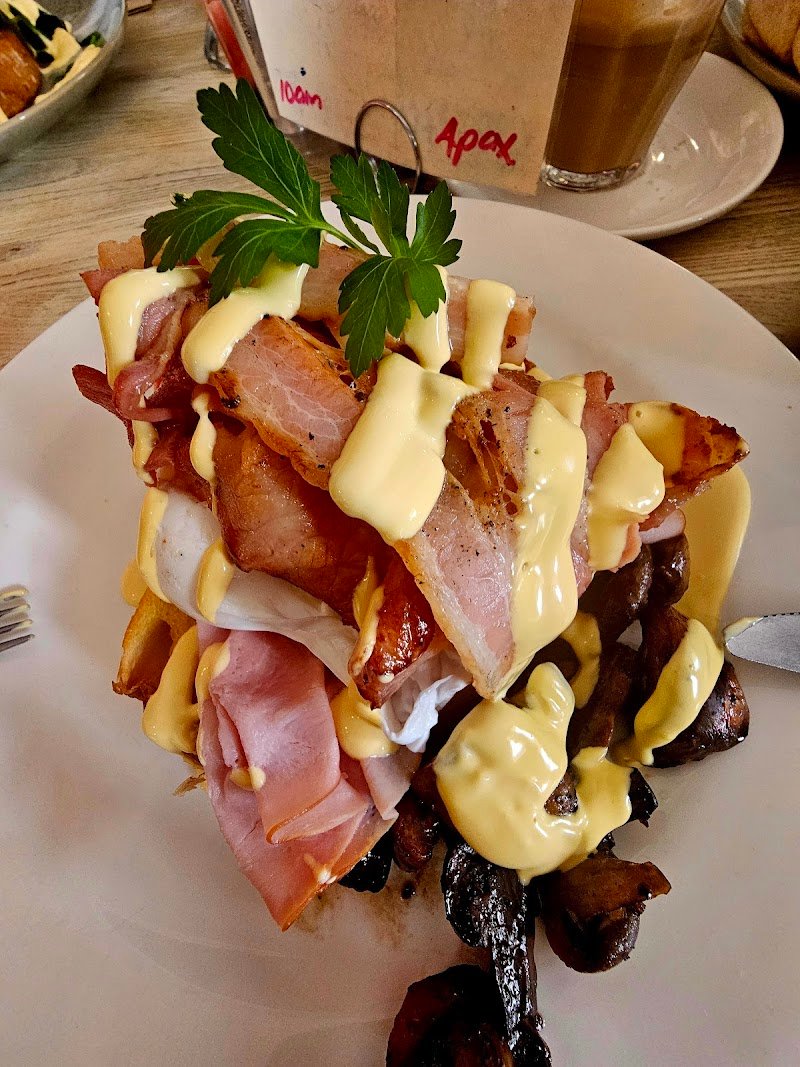 Cuccina Cafe Restaurant photo 10