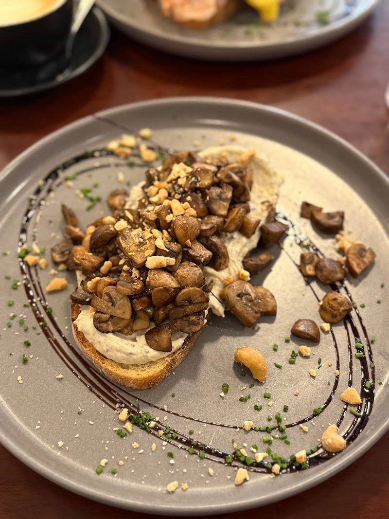 La Famiglia Cafe photo 10