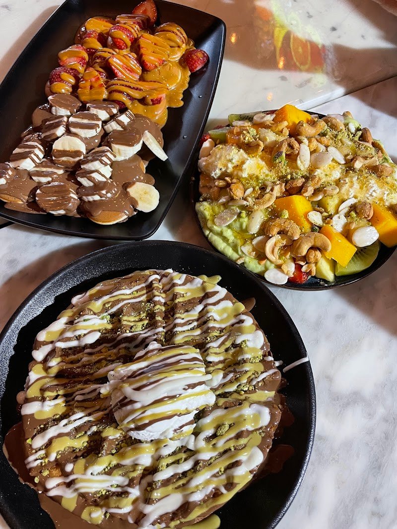 Cocktails & Crepes photo 7